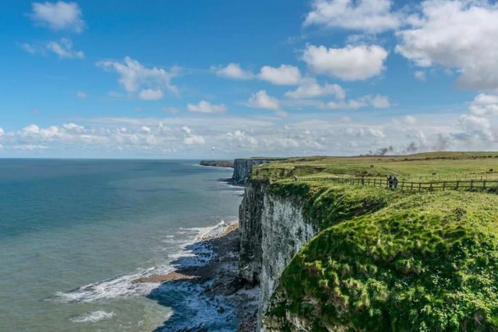 Trinket - The Cliff Top Cottage Sewerby Exterior foto